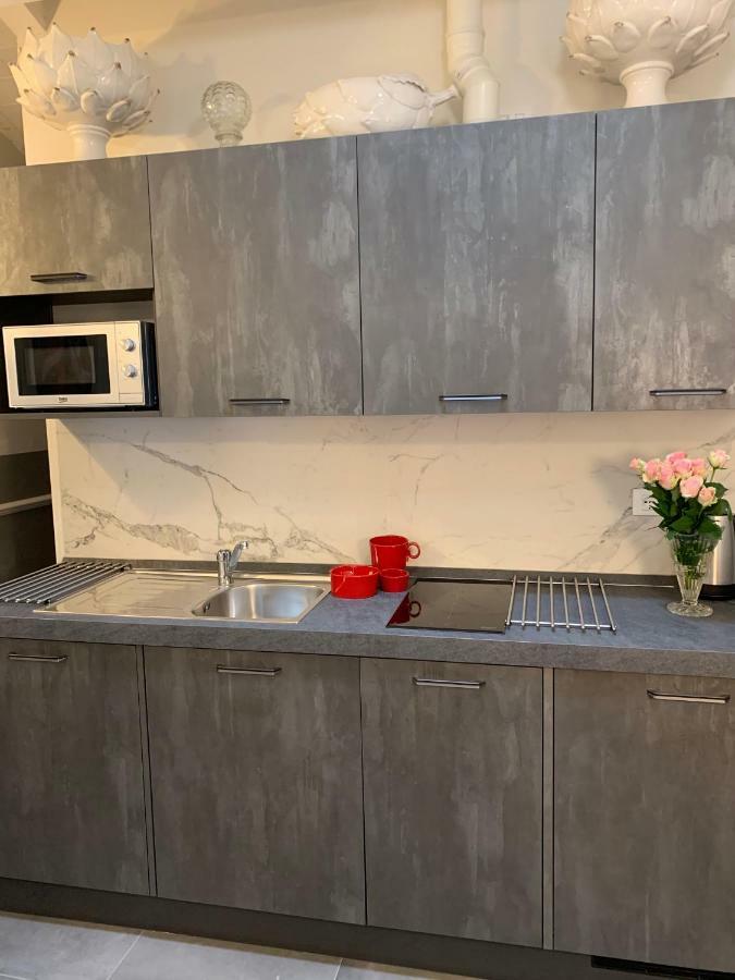 L'8Boutique Via Piella Apartment Болоня Екстериор снимка