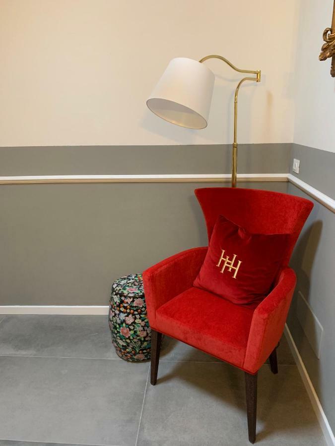L'8Boutique Via Piella Apartment Болоня Екстериор снимка