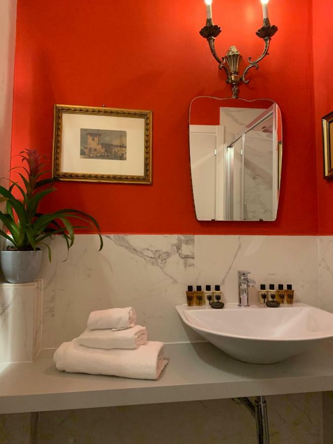 L'8Boutique Via Piella Apartment Болоня Екстериор снимка