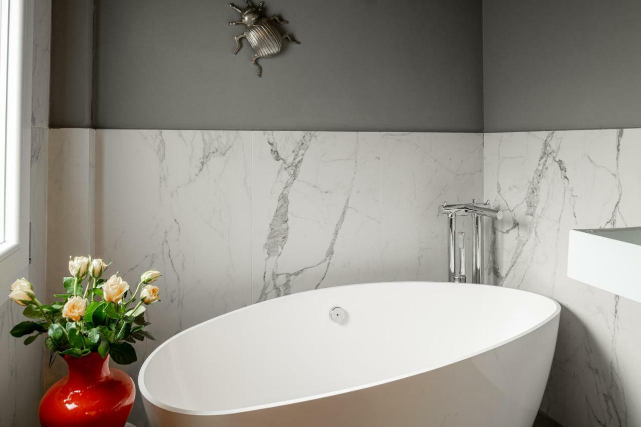 L'8Boutique Via Piella Apartment Болоня Екстериор снимка
