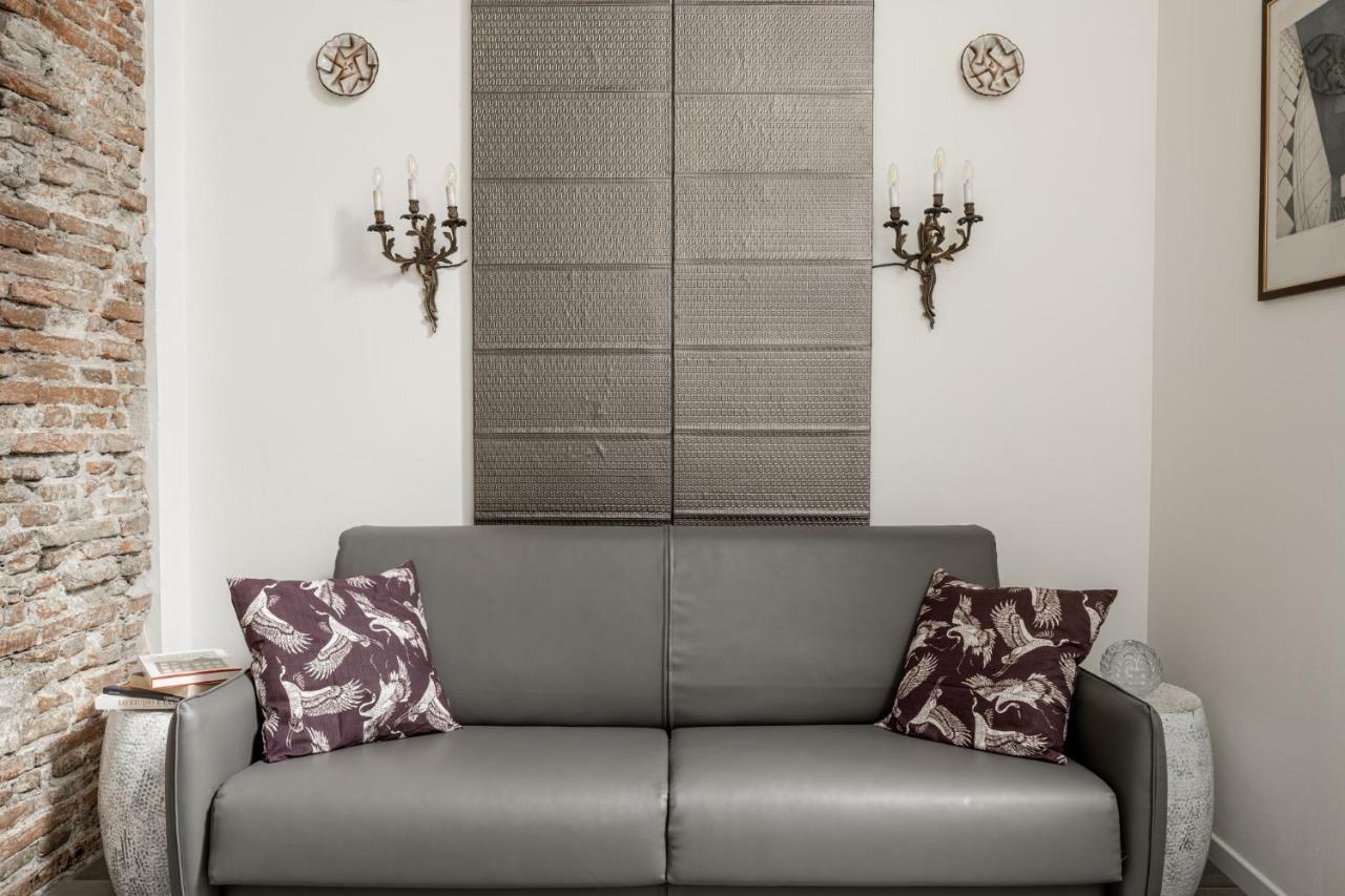 L'8Boutique Via Piella Apartment Болоня Екстериор снимка